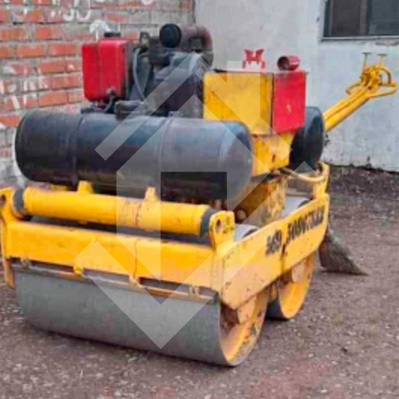 Minicargador frontal Bobcat S150