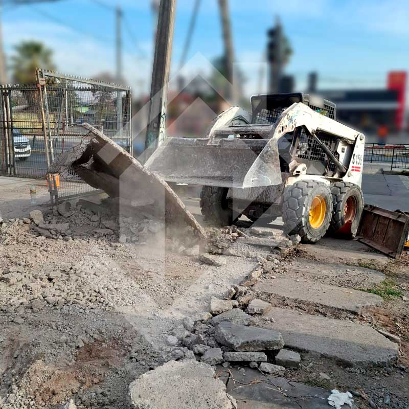 Minicargador frontal Bobcat S150